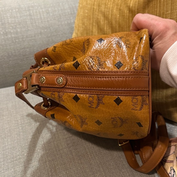 MCM Tan Leather Shoulder Bag - Picture 5 of 9